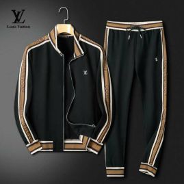 Picture of LV SweatSuits _SKULVL-4XL25c29131